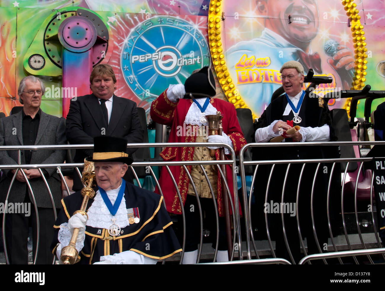 Mayor`s opening of Warwick Mop fair Stock Photo Alamy